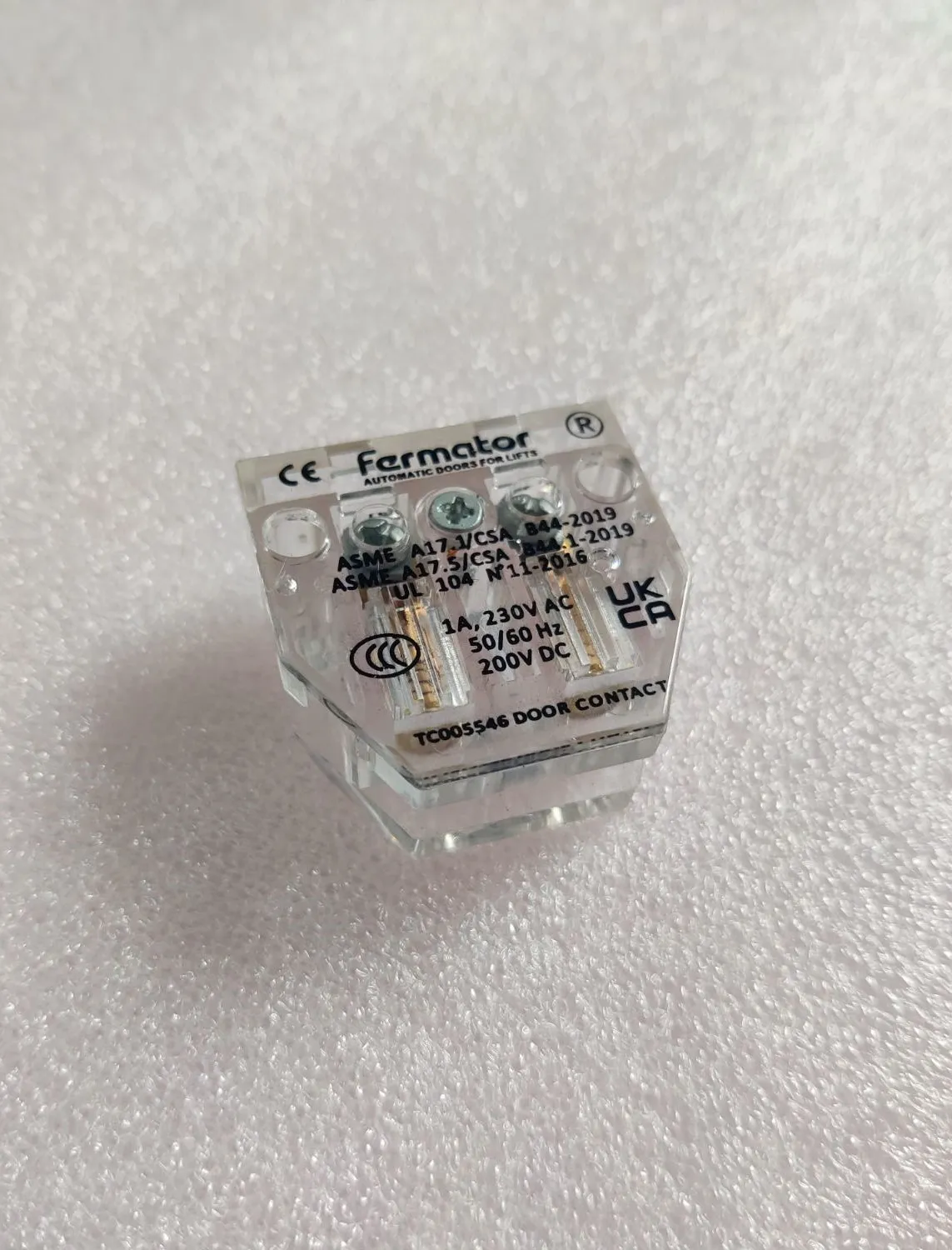 Выключатель безопасности 40 мм KCE.400000000 Fermator